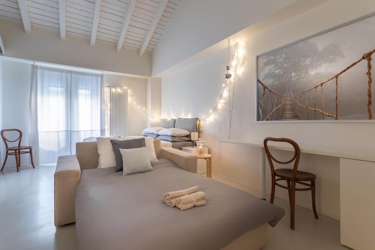 Design Loft Walking Distance Brera-Duomo With Wifi+Netflix Milão Exterior foto